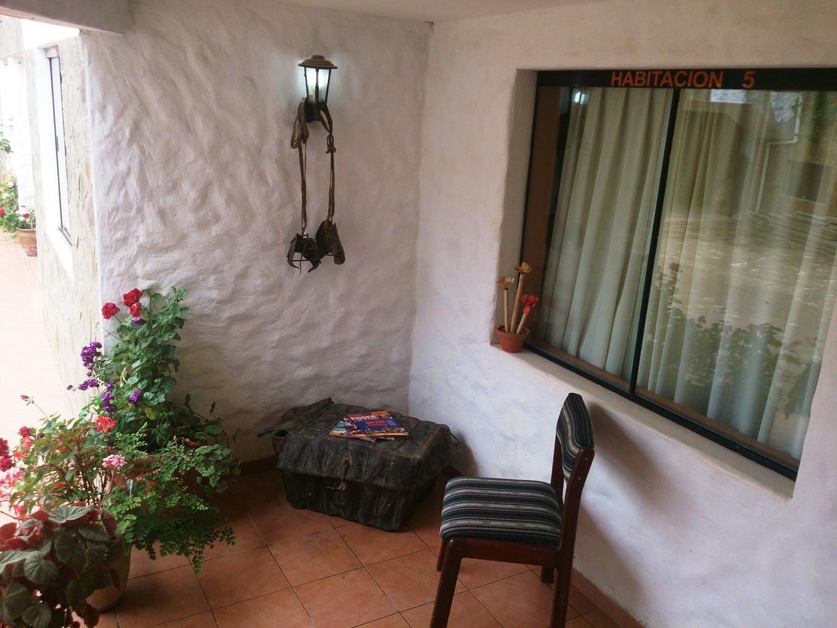 Plaza Pueblo Hotel Vallegrande エクステリア 写真