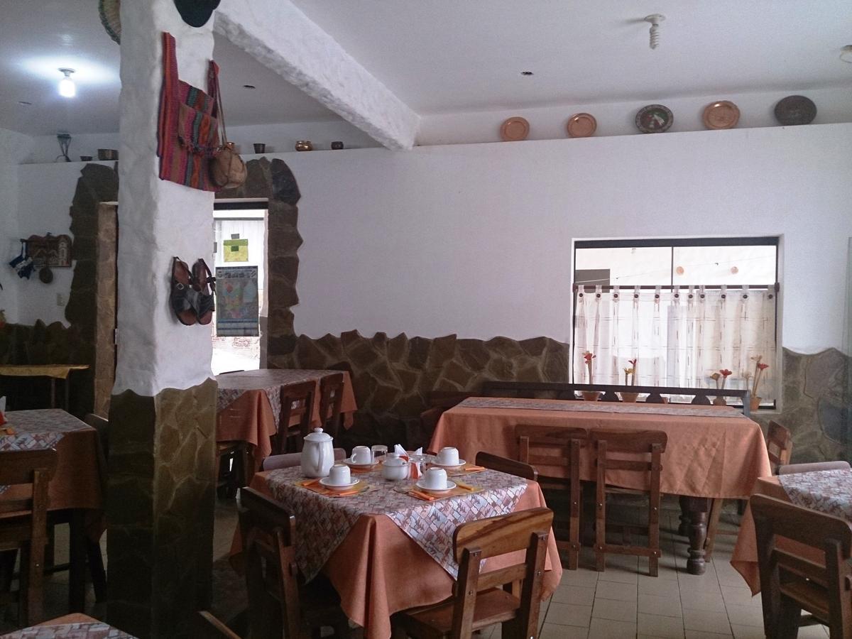 Plaza Pueblo Hotel Vallegrande エクステリア 写真